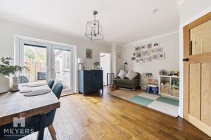 Dining Room- click for photo gallery